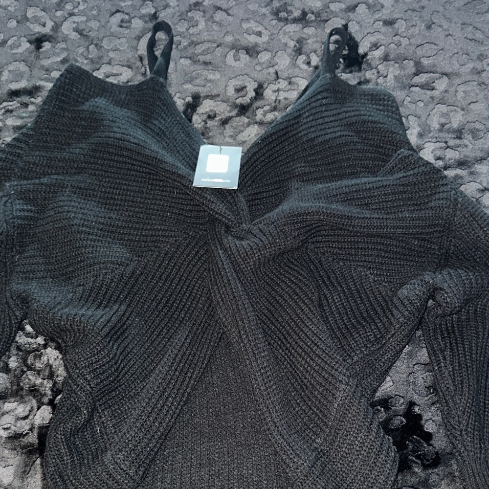 Fashion Nova Black V-Neck Sweater